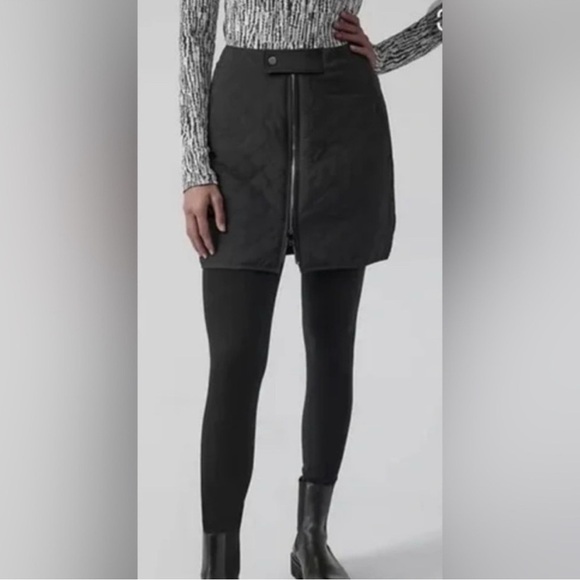 Athleta Black Quilted Double Zip Après Ski Skirt Size 14 - Picture 1 of 10